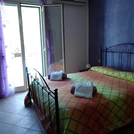 Bed & Breakfast Alba Tra I Pini Cefalù