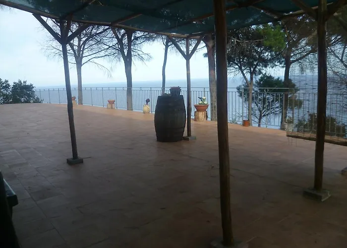 לינה וארוחת בוקר Alba Tra I Pini צ'פאלו